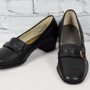 Vintage Women's 80s Foot-So-Port Stepettes Black Kiltie Buckle Pump Heels